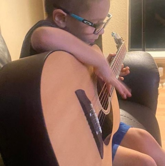 Meet your Posher, Justin - Picture 1 of 1